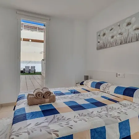 Terrace & Bbq Experience شقة دينايا