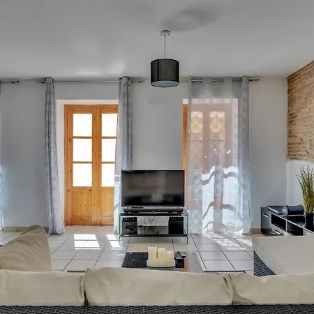 Terrace & Bbq Experience شقة *