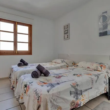 Terrace & Bbq Experience Apartment