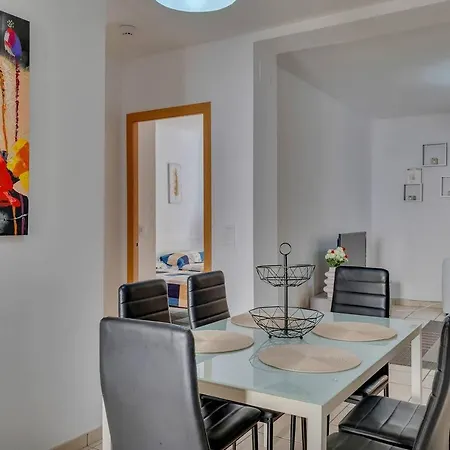 Terrace & Bbq Experience Apartment *