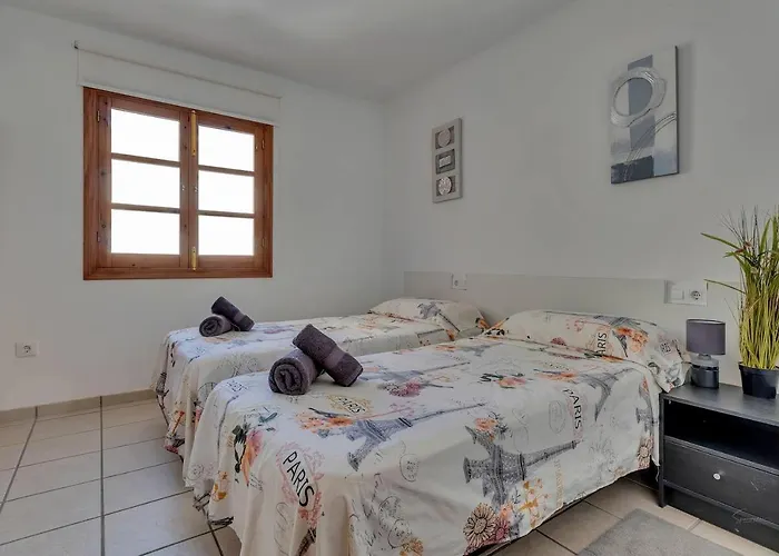 Terrace & Bbq Experience Apartment